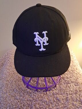 9fifty Black Baseball Cap with White NY Logo